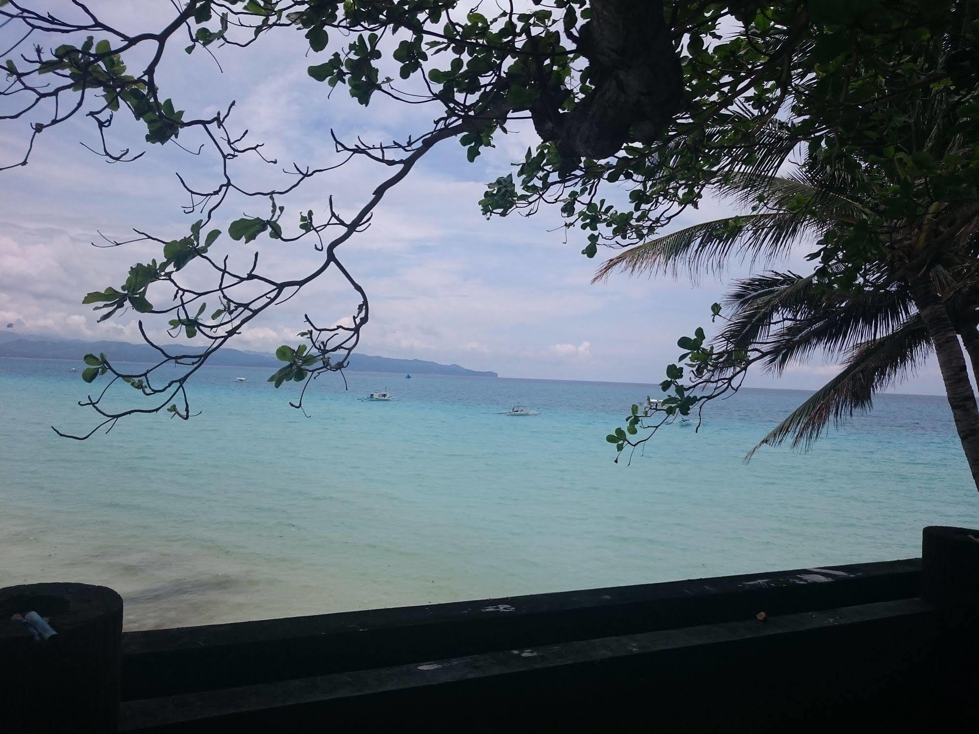 Boracay Terraces Resort Balabag  Bagian luar foto